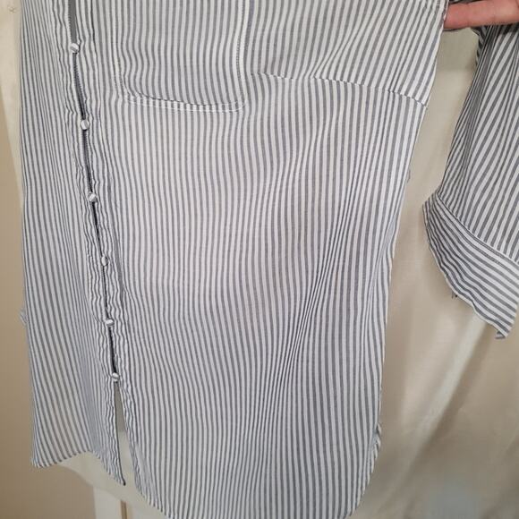 Velvet Heart Blue Striped Button Down Shirt - 3XL - Picture 8 of 16